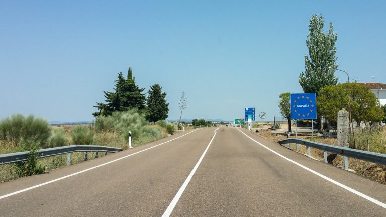 Fronteiras entre Portugal e Espanha poderão reabir a 22 de junho