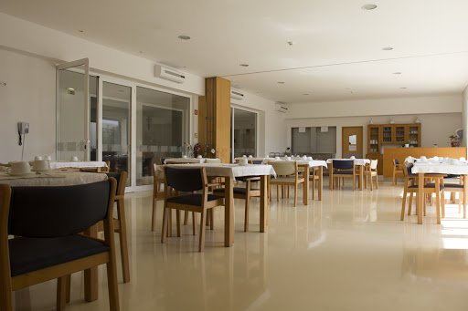 “O surtos e as mortes nos Lares de Idosos não podem ficar impunes” afirma Casimiro Menezes