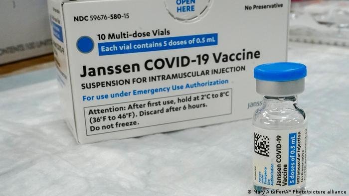 Vacina da Janssen pode ser administrada a homens com mais de 18 anos a partir de hoje