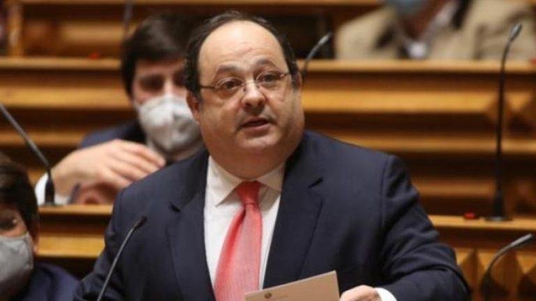 Pedro do Carmo: Orçamento de Estado 2022 tem que ser de contas certas