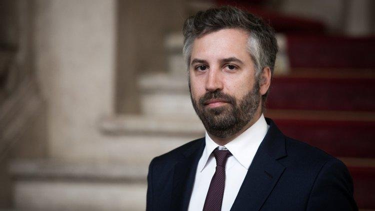 Rendas: Apoios com atrasos e a chegar a poucas famílias