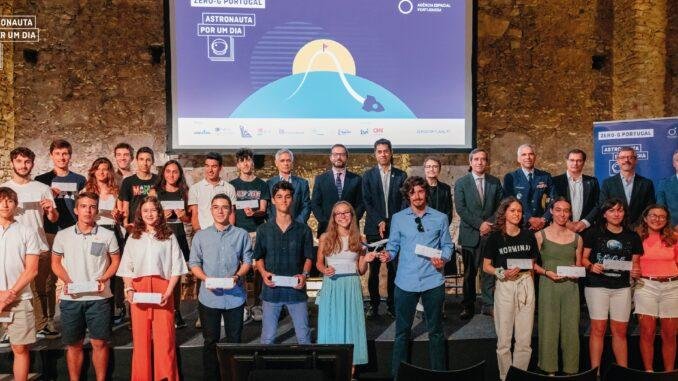 Trinta estudantes experimentam “gravidade zero” num voo parabólico com partida de Beja