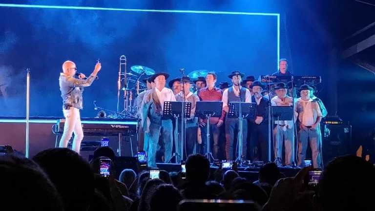 Pedro Abrunhosa faz digressão europeia com os Camponeses de Pias