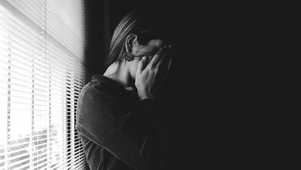 Um em cada três jovens tem sinais de sofrimento psicológico “moderado a grave”