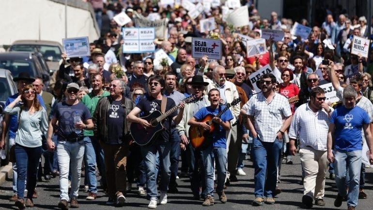 “Os políticos fazem-se de surdos e mudos” lamenta Florival Baiôa