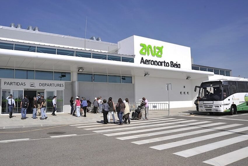 Governo considera o potencial do Aeroporto de Beja focando na defesa e aviação privada