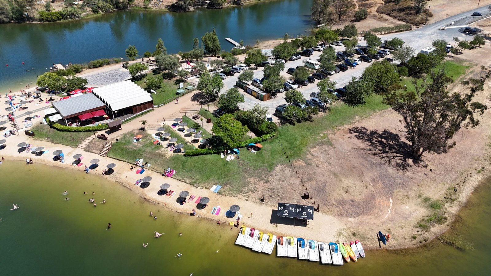 Mértola: Autarquia reforça Parque de Estacionamento da Praia Fluvial da Tapada Grande