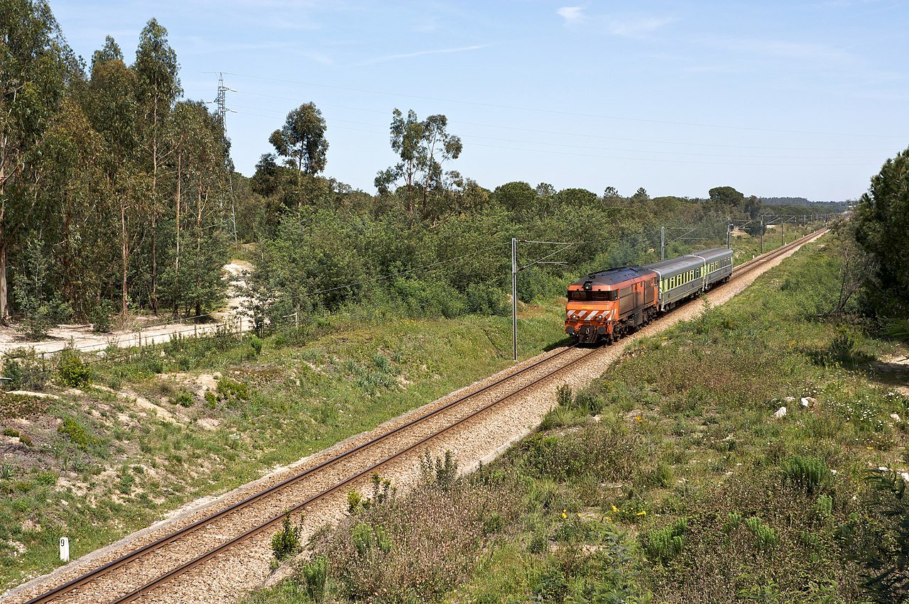 Carruagens do serviço Intercidades (IC) regressarão à Linha do Alentejo já na próxima terça-feira