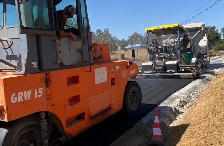 Ferreira do Alentejo: Pavimentação da estrada Aldeia de Ruins – Fortes está em curso
