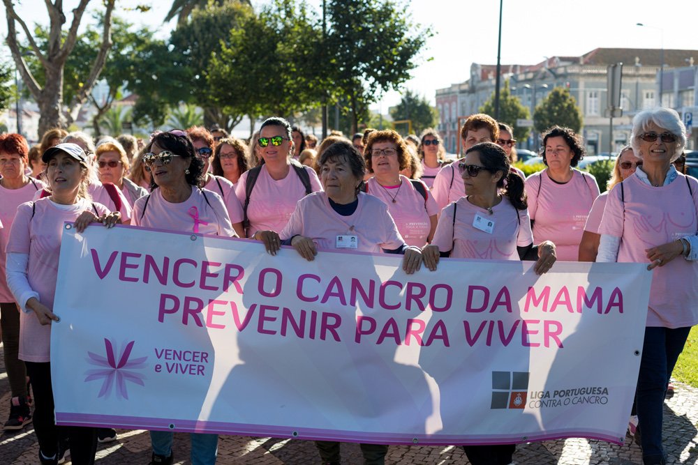 Castro Verde une-se contra o cancro da mama em caminhada solidária do “Outubro Rosa”