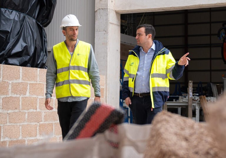 Marcelo Guerreiro visitou a obra de construção da Cânhamor