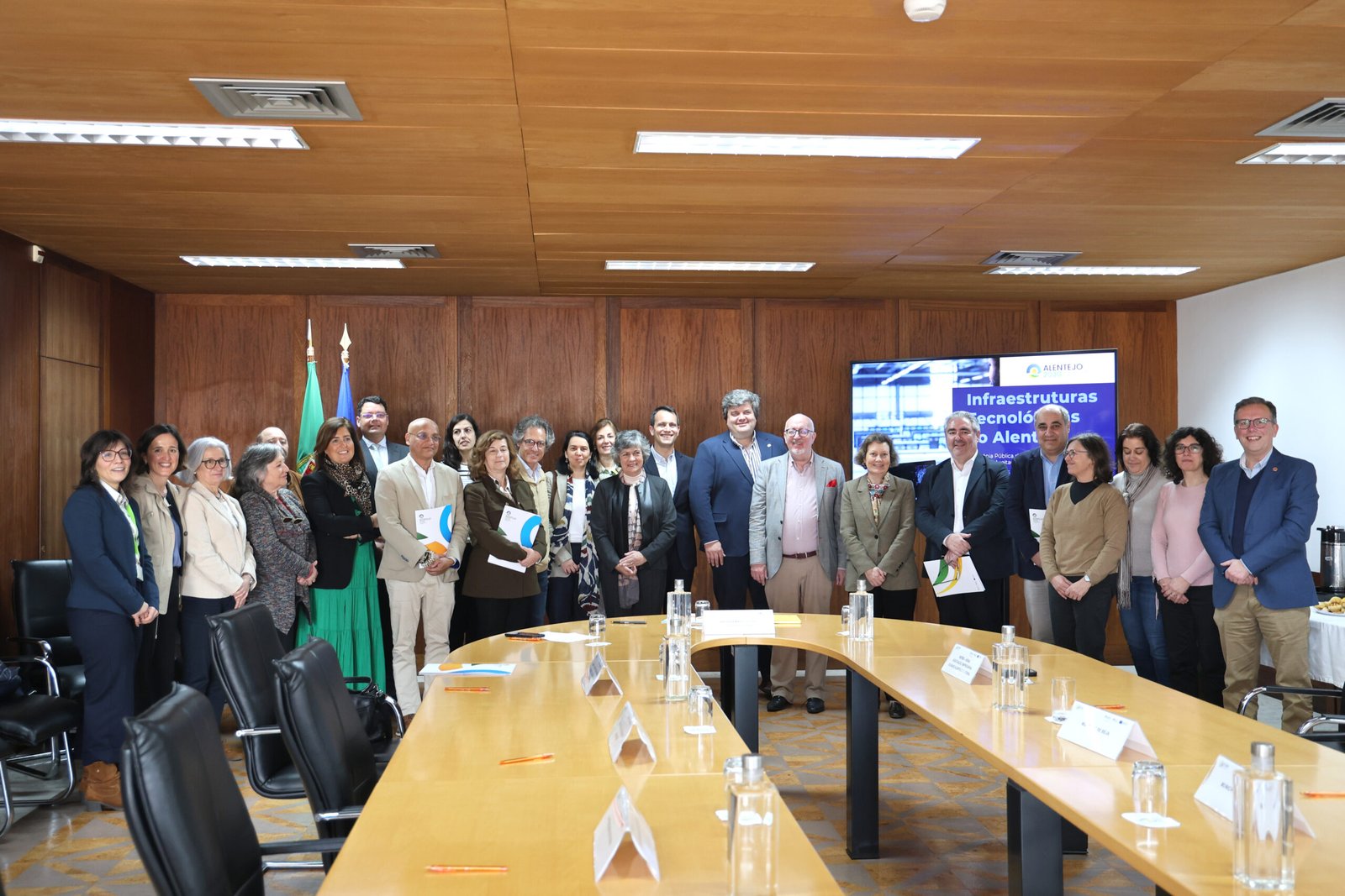 Assinados os termos de aceitação para Infraestruturas e Equipamentos pelo Alentejo 2030