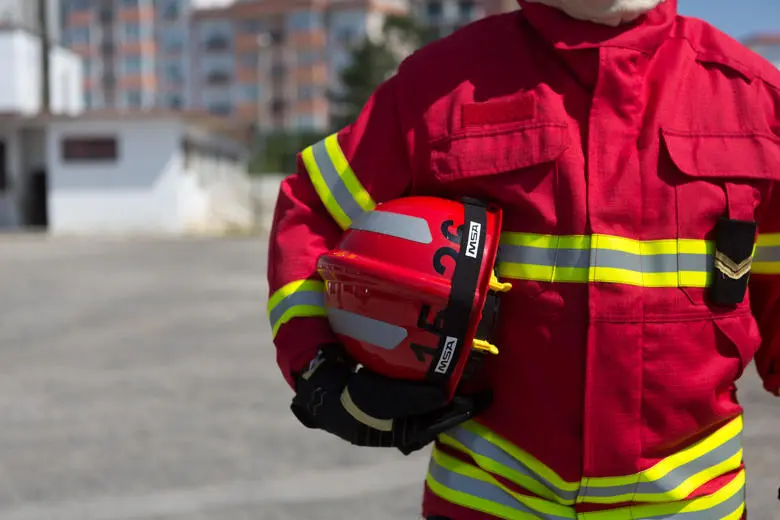 As exigências da sociedade “exigem a profissionalização e financiamento dos bombeiros” defende Domingos Fabela