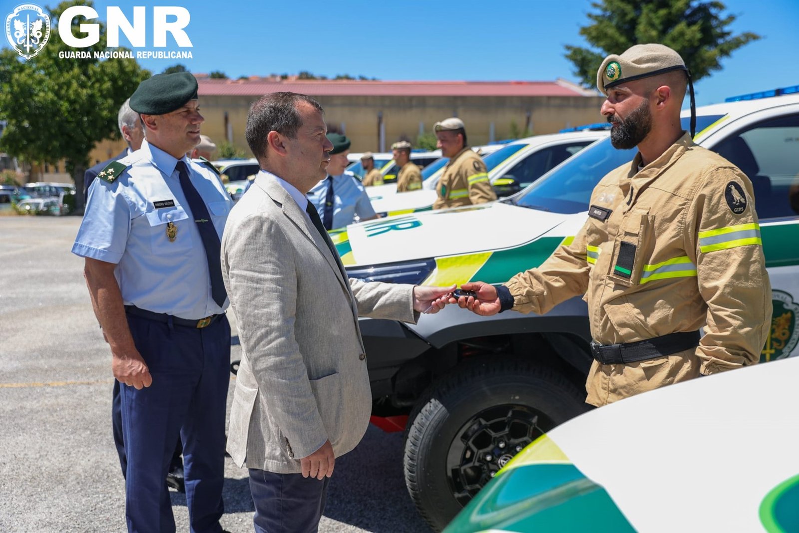 GNR reforça capacidade operacional na Guarda com receção de dez novas viaturas no âmbito do PRR