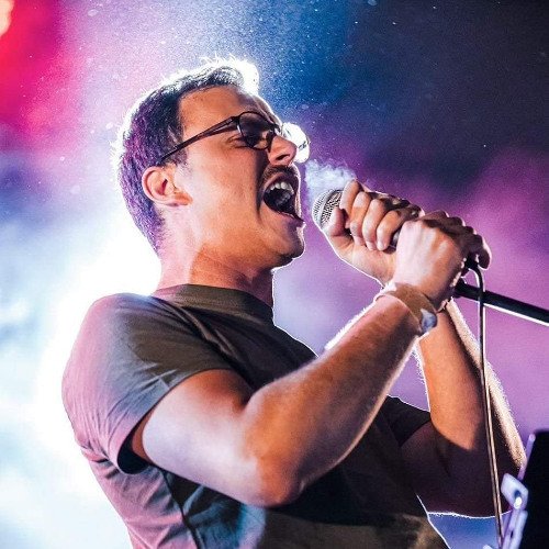 Músico Castrense Pedro Abreu apresentou o seu single de estreia “Mundo Fantástico”