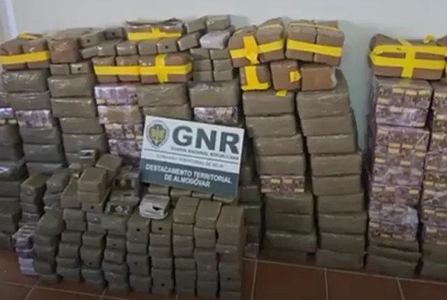 Mértola: Prisão Preventiva decretada para suspeitos de Tráfico de quase 800 Quilos de Haxixe no Guadiana