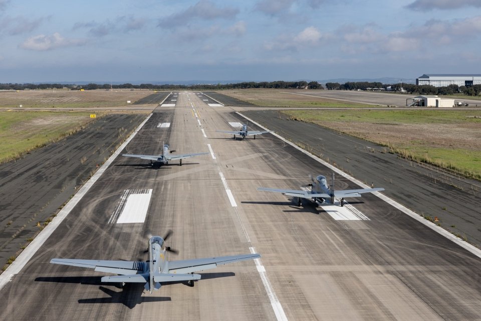 Novos aviões A-29N Super Tucano da Força Aérea Portuguesa já estão na Base Aérea de Beja