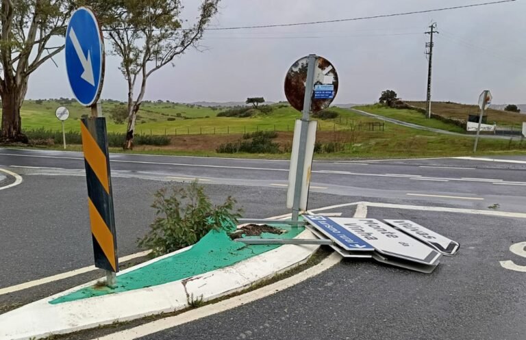 Mau tempo provoca mais de duas centenas de ocorrências nos distritos de Beja e Évora