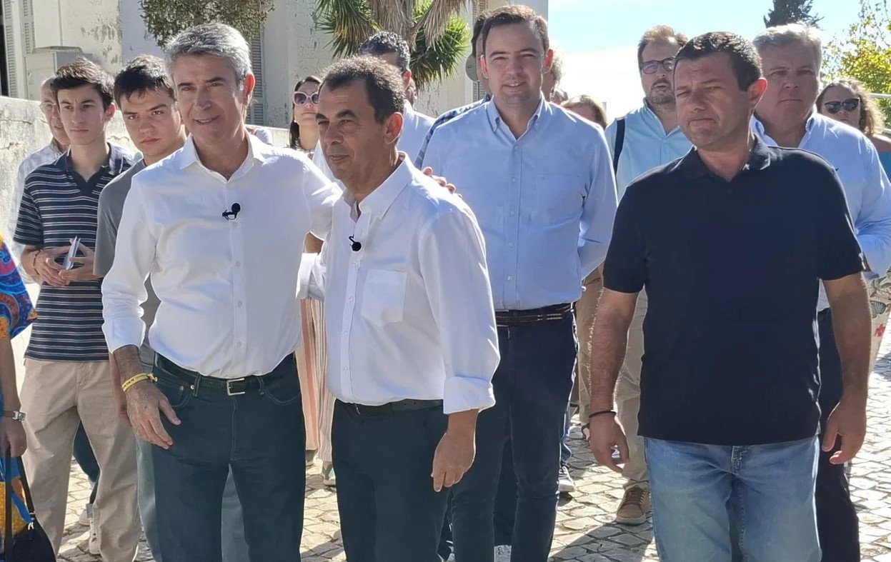 Reeleição de José Luís Carneiro legitima ambição de liderar Governo, diz PS do Baixo Alentejo