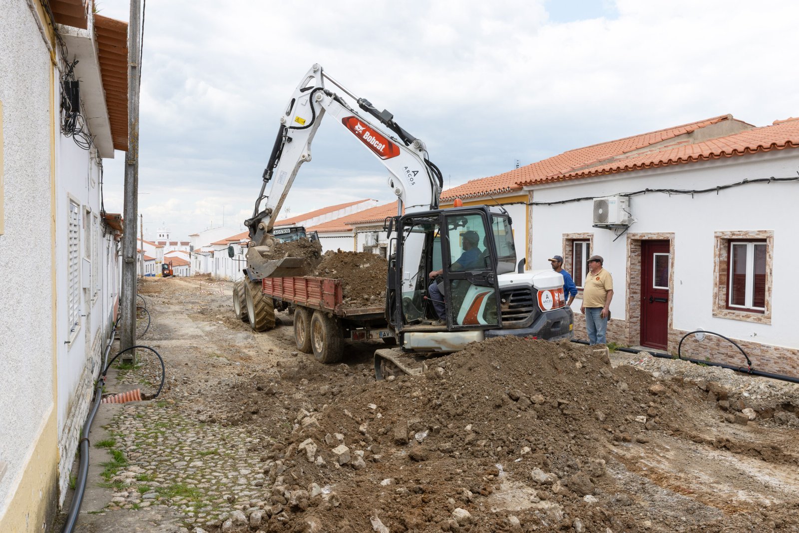 Reabilitação de ruas em Safara “avança a bom ritmo” com investimento de 790 mil euros