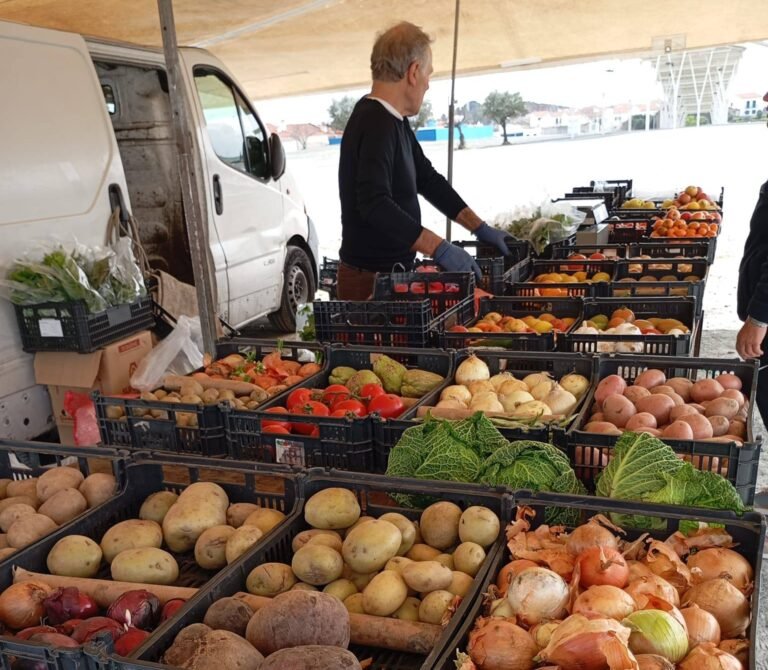 Mercado Mensal regressa amanhã ao Parque de Exposições e Feiras de Aljustrel