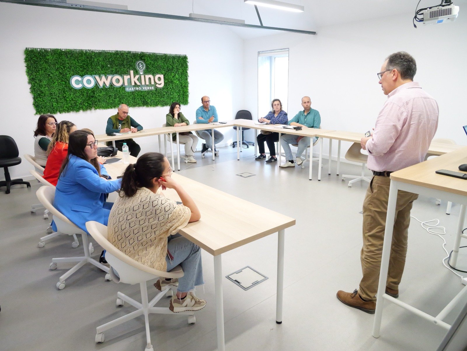 Castro Verde: INCASTRO recebeu sessão de apresentação e esclarecimentos no âmbito do Alentejo 2030