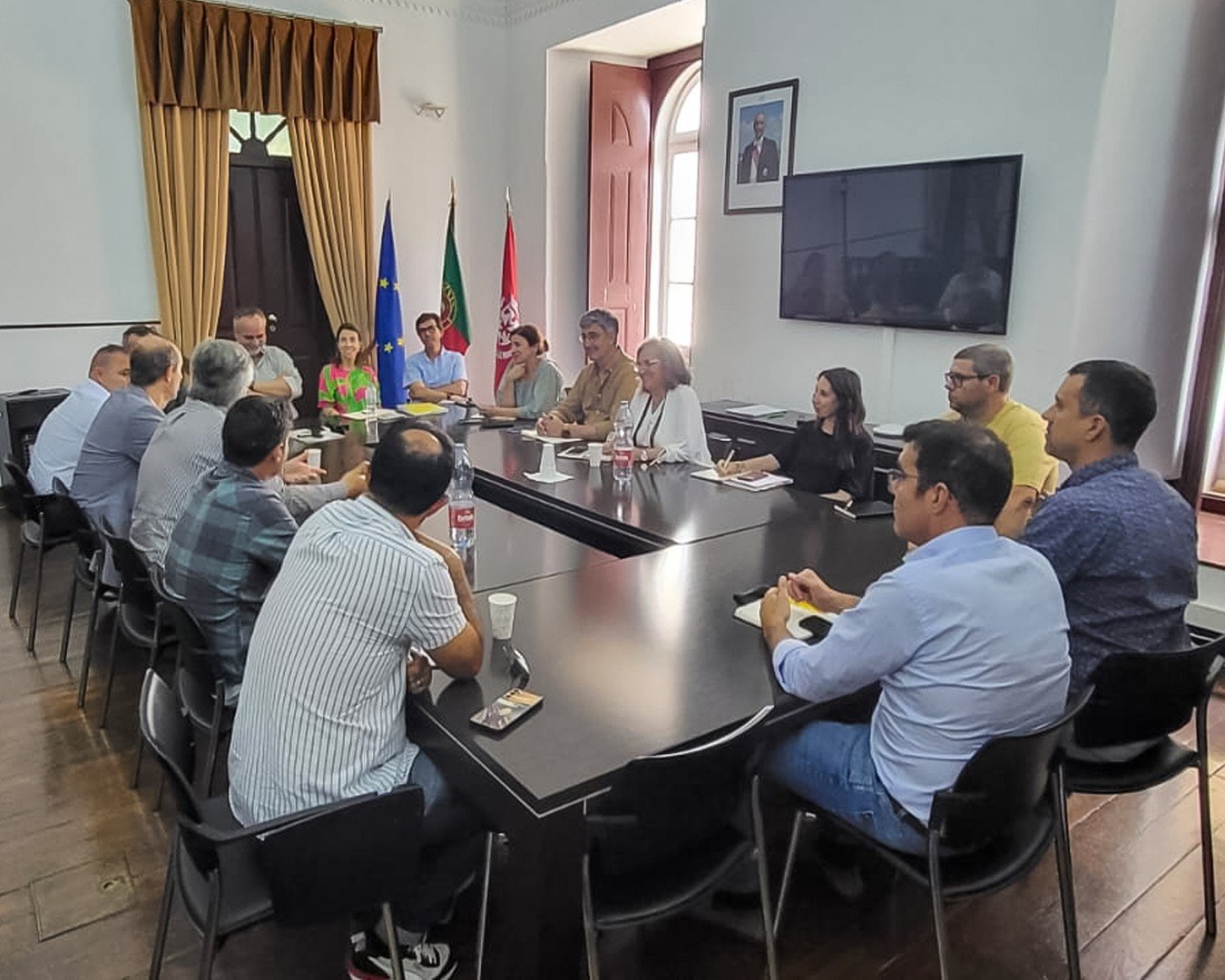 Reunião em Portel analisou níveis das albufeiras e impacto nas praias fluviais do Alqueva