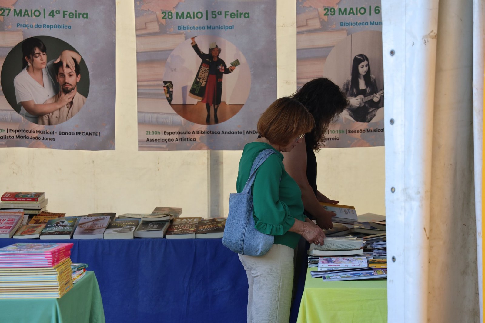 Almodôvar recebe mais um dia da Feira do livro com encontros, biblioterapia e música