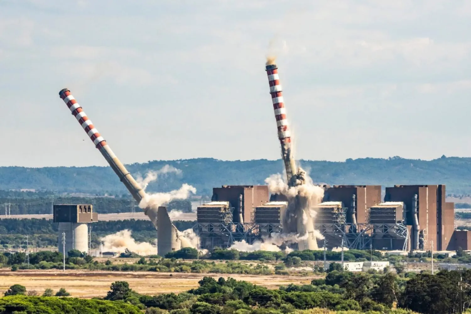 Central Termoelétrica de Sines: Reatores vão ser demolidos com explosivos em operação controlada esta quarta-feira