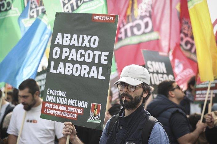 Greve geral de 3 de junho antecede debate parlamentar sobre pacote laboral