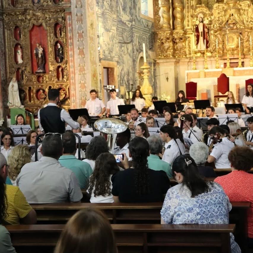 Castro Verde: Basílica Real recebeu concerto de intercâmbio entre a Filarmónica Artistas de Minerva e a Orquestra Clássica Campo Branco