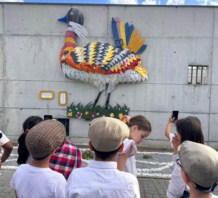 Projeto escolar transforma resíduos em arte em Castro Verde