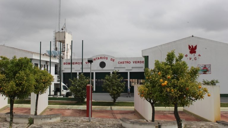 “A profissionalização dos bombeiros é uma inevitabilidade” afirma António Brito