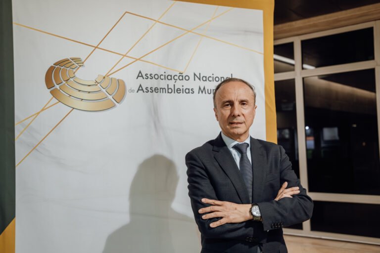 Assembleias Municipais passam a decidir expropriações sem autorização do Governo