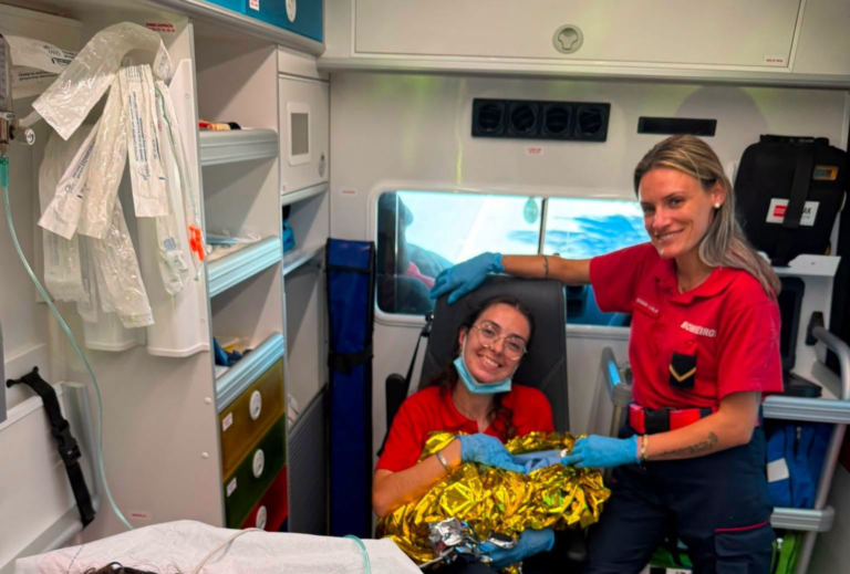 Bombeiros de Aljustrel assistem ao nascimento de bebé numa ambulância durante transporte para o Hospital de Beja