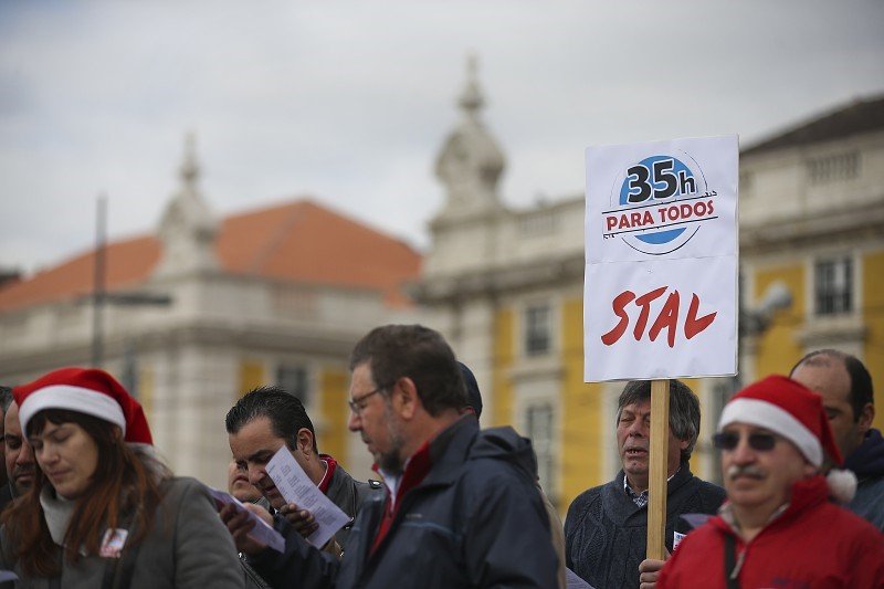 “Só a luta dos trabalhadores é que pode mudar o rumo ao país” afirma Cristina Torres