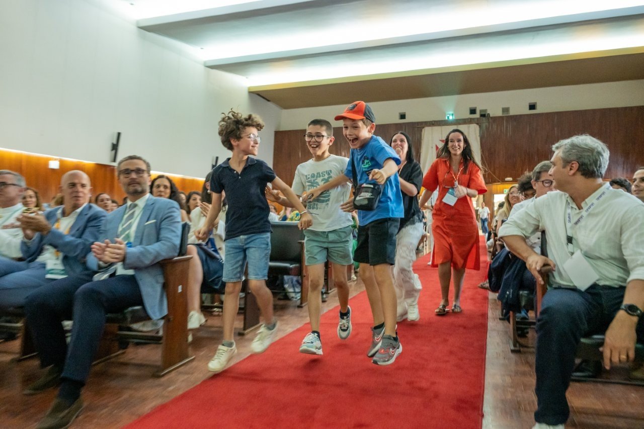 Alunos de Castro Verde levam aplicação contra o desperdício alimentar à final nacional do Apps for Good