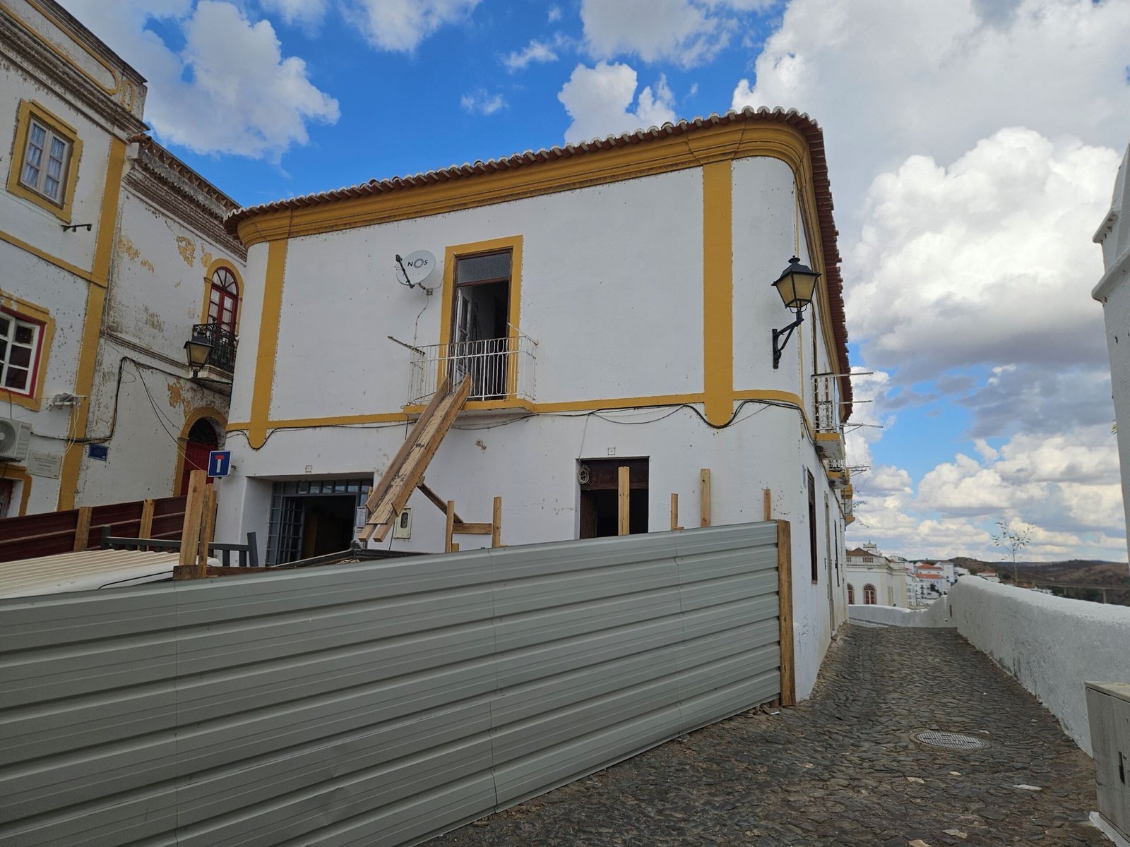 Câmara de Mértola avança com primeira obra da Estratégia Municipal de Habitação no valor de 1,375 milhões de euros